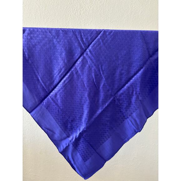 Vintage Bottega Veneta Silk Scarf Traditional Woven Pattern 33"x33" Purple - Picture 2 of 3